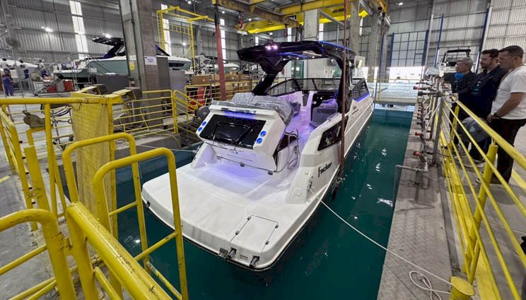 Empresários do G4 Club conhecem fábrica de estaleiro líder em produção de barcos na América Latina